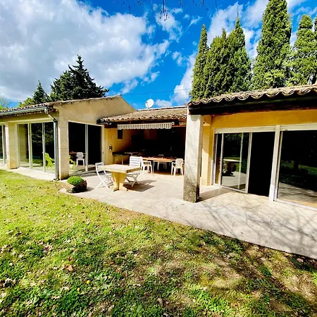 La Maison M بيت للعطل Valréas